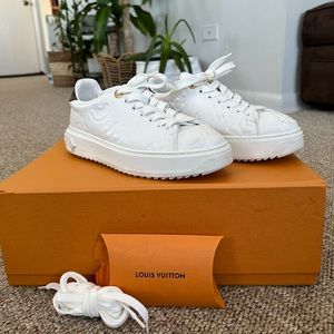 Louis Vuitton White Sneaker